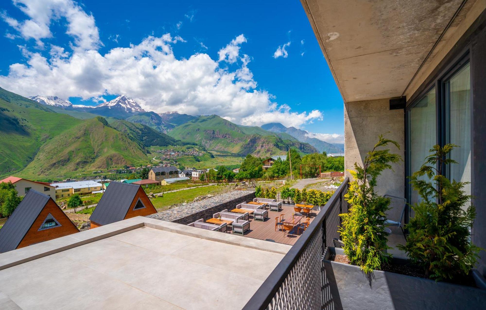 Step Inn - Kazbegi Exterior foto